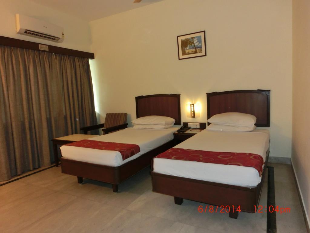 Hotel Thulashi Park Chennai Rum bild