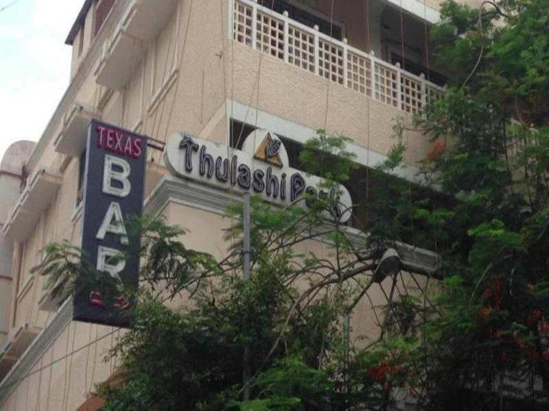 Hotel Thulashi Park Chennai Exteriör bild